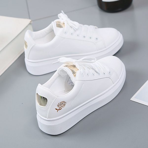 89e88be1-3dd0-43ca-bca1-ef305ab8810c.jpg Stylish women's athletic shoes حذاء أنيق رياضي للمرأة