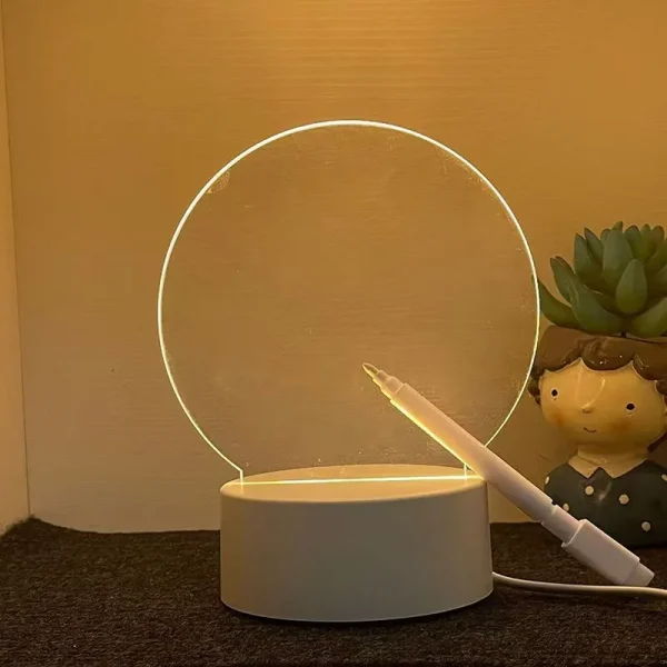 Sc390cdce8ff84afe8da0aec20bbcec89n.webp LED – أكريليك مضيء USB لوحة اضاءة للكتابة مع قلم قابل للمسح للديكور والمكتب والهدايا.Transparent Luminous LED Night Lights USB Luminous Acrylic Night Light Erasable Write Message Board Calendar Desktop Ornaments